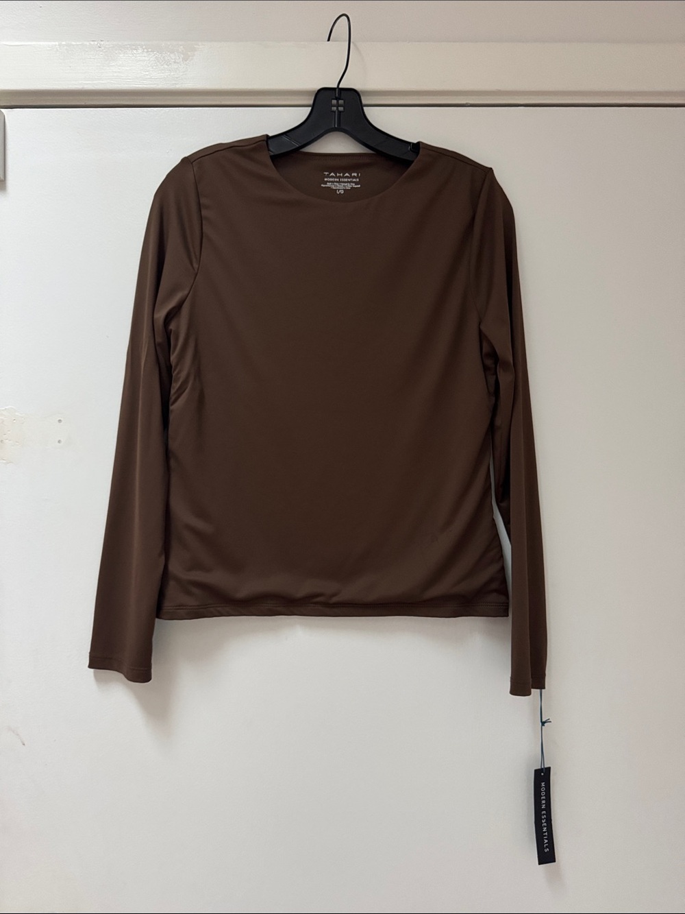 Tahari Brown Long-Sleeve Crewneck Top